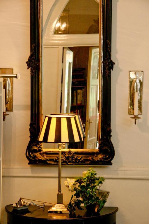 Hotel Hochzeitshaus เอาริคช์ ภายนอก รูปภาพ