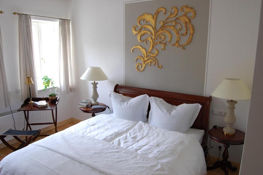 Hotel Hochzeitshaus เอาริคช์ ภายนอก รูปภาพ